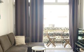 Intimate & Stylish Beach Apartment With Balcony